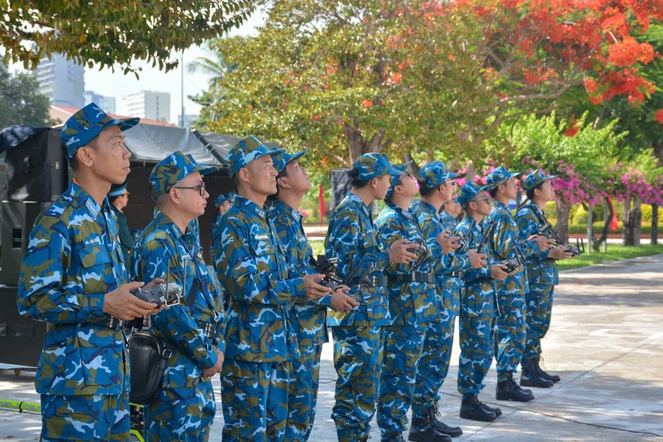 Thành lập Trung tâm huấn luyện thực hành phương tiện không người lái Thành lập Trung tâm huấn luyện thực hành phương tiện không người lái