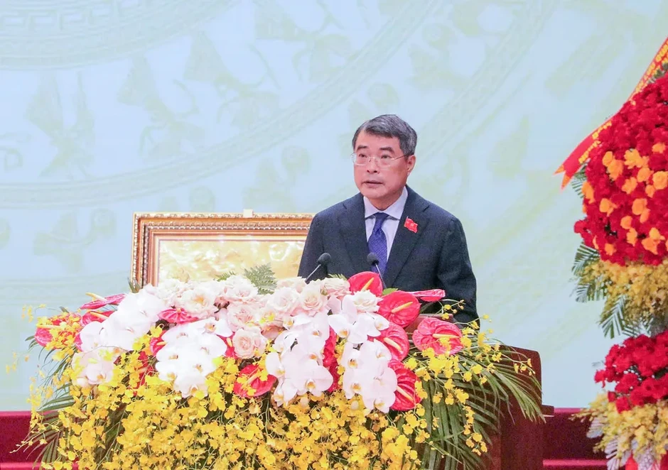 Thủ tướng Lê Minh Hưng trao danh hiệu Anh hùng LLVT nhân dân tặng Công an TP Hải Phòng Thủ tướng Lê Minh Hưng trao danh hiệu Anh hùng LLVT nhân dân tặng Công an TP Hải Phòng