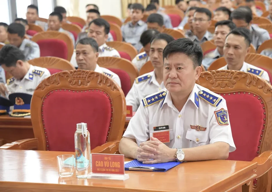 Tích hợp nội dung chống khai thác IUU vào hội thi tàu, xuồng, xe tốt Tích hợp nội dung chống khai thác IUU vào hội thi tàu, xuồng, xe tốt