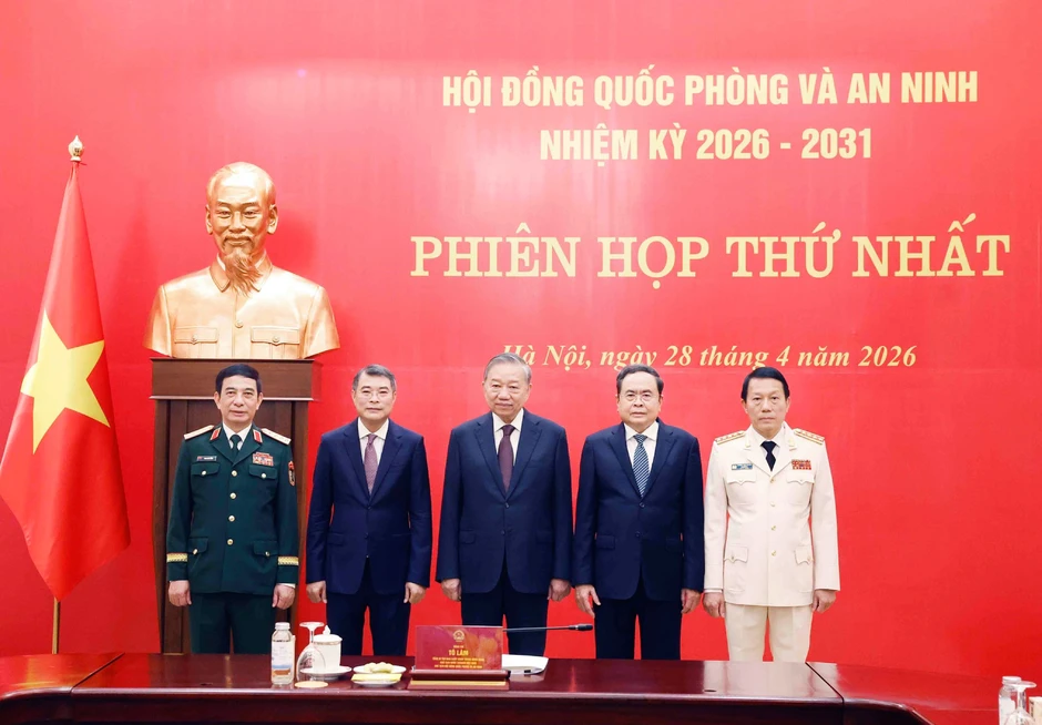 Tổng Bí thư, Chủ tịch nước chủ trì phiên họp Hội đồng Quốc phòng và An ninh Tổng Bí thư, Chủ tịch nước chủ trì phiên họp Hội đồng Quốc phòng và An ninh