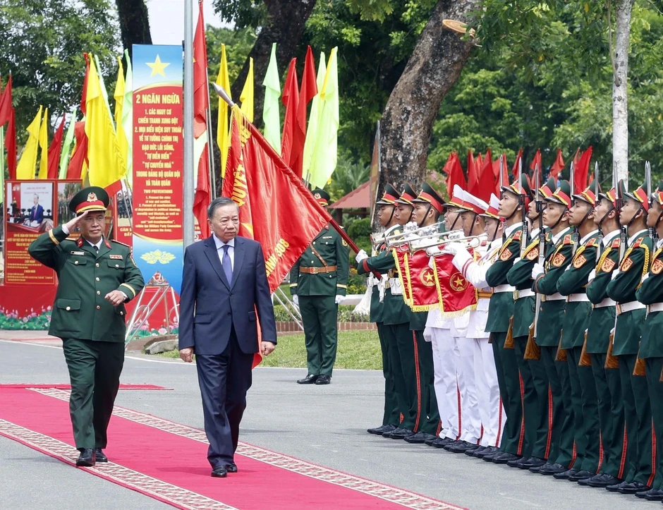 Tổng Bí thư, Chủ tịch nước: Phải có tiềm lực và sức mạnh để bảo vệ hòa bình Tổng Bí thư, Chủ tịch nước: Phải có tiềm lực và sức mạnh để bảo vệ hòa bình