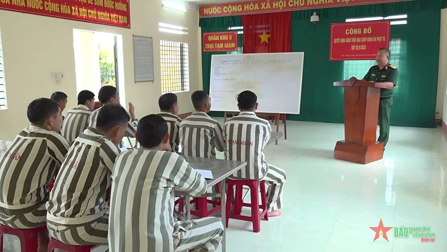 Trại giam của Quân đội sẽ có mã QR để người thân gửi tiền cho phạm nhân Trại giam của Quân đội sẽ có mã QR để người thân gửi tiền cho phạm nhân