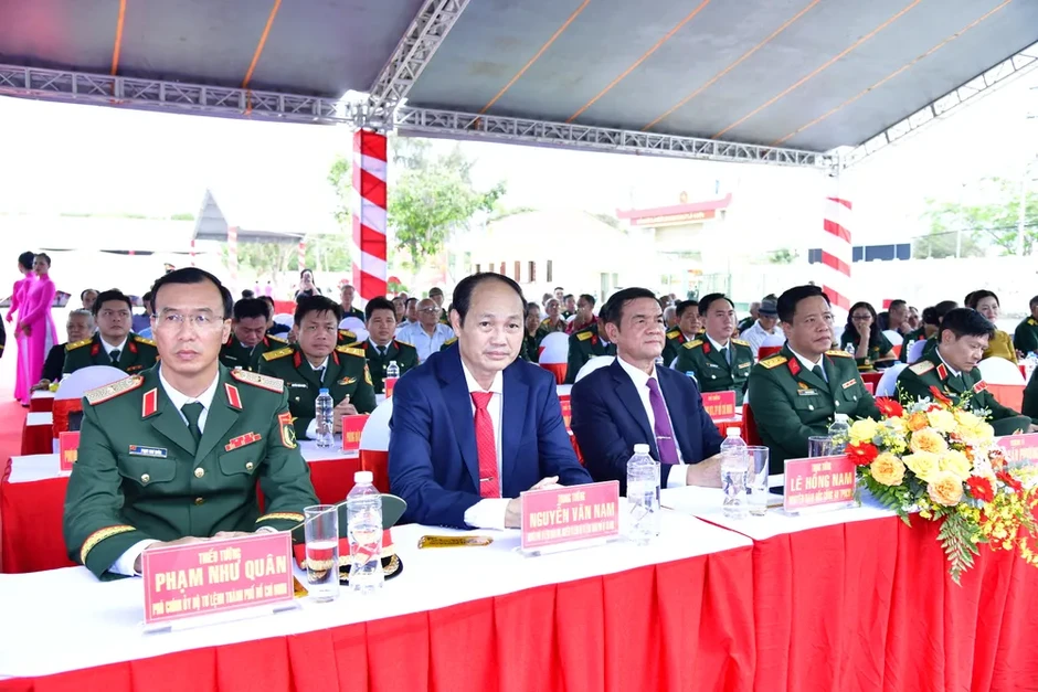 Trung đoàn 10: Tự hào truyền thống, viết tiếp chiến công Trung đoàn 10: Tự hào truyền thống, viết tiếp chiến công