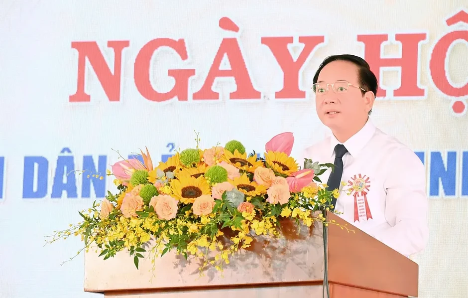 Trưởng Ban Tuyên giáo Trung ương dự Ngày hội Toàn dân bảo vệ an ninh Tổ quốc tại Gia Lai Trưởng Ban Tuyên giáo Trung ương dự Ngày hội Toàn dân bảo vệ an ninh Tổ quốc tại Gia Lai