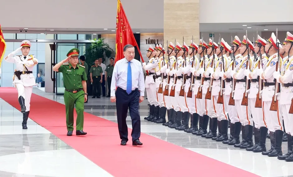 Xây dựng lực lượng Cảnh sát nhân dân cách mạng, chính quy, tinh nhuệ, hiện đại