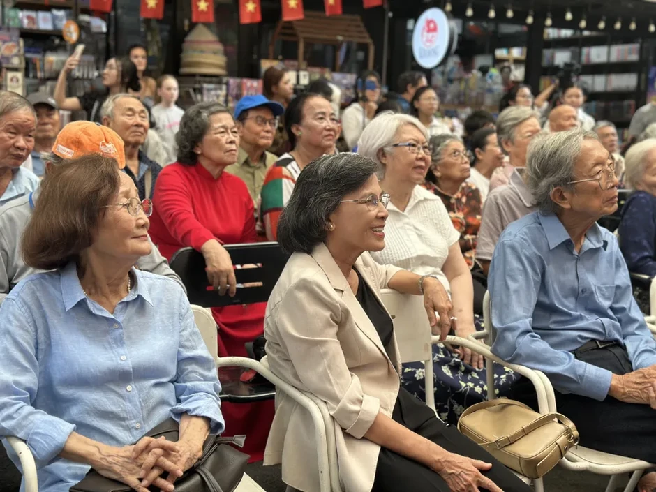 "Trăm năm Trần Bạch Đằng" - Nhớ về một người truyền lửa "Trăm năm Trần Bạch Đằng" - Nhớ về một người truyền lửa