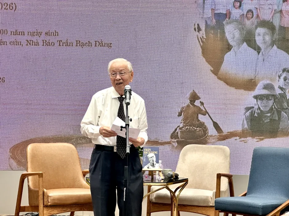 "Trăm năm Trần Bạch Đằng" - Nhớ về một người truyền lửa "Trăm năm Trần Bạch Đằng" - Nhớ về một người truyền lửa
