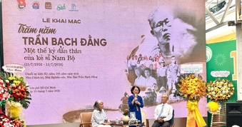 "Trăm năm Trần Bạch Đằng" - Nhớ về một người truyền lửa