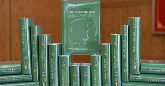 3.000 bộ sách về Chủ tịch Fidel Castro Ruz được xuất bản, gửi tới Cuba