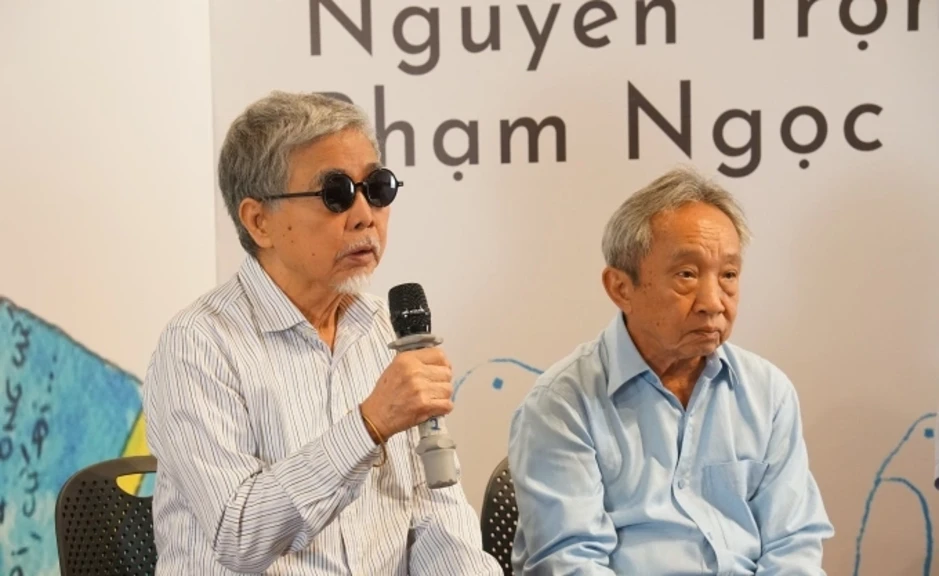 5 nhà văn bước ra từ chiến trường 'hội ngộ' 5 nhà văn bước ra từ chiến trường 'hội ngộ'