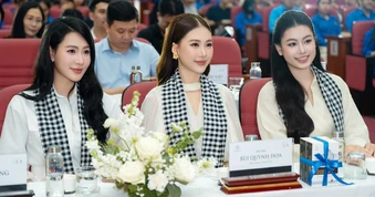 Bùi Quỳnh Hoa, Minh Trang nói về giai đoạn áp lực khi mới vào nghề