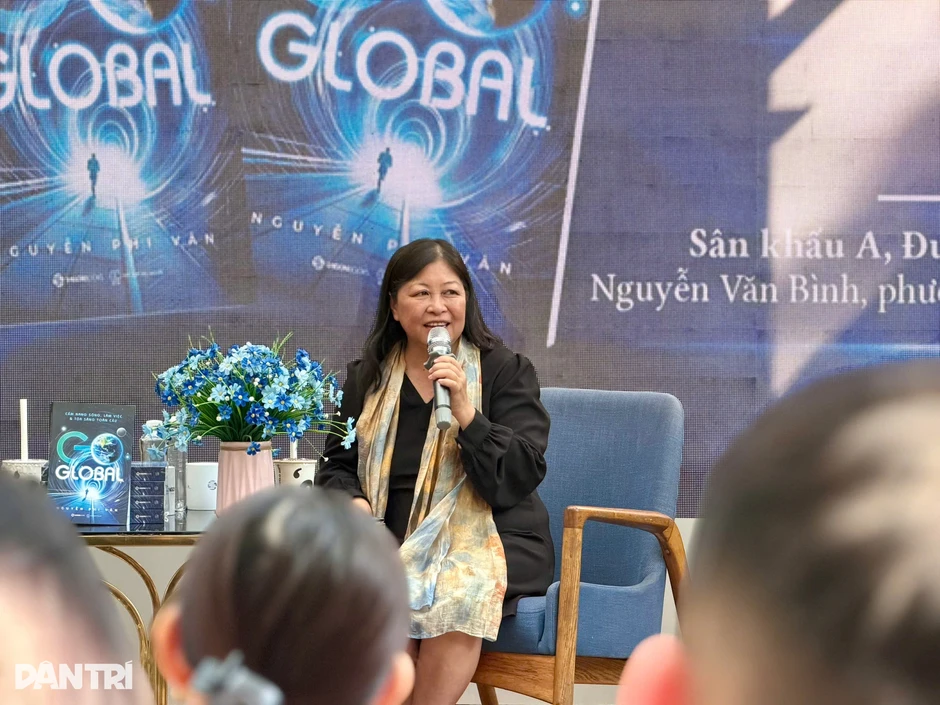 Càng bước ra thế giới, càng cần giữ bản sắc văn hóa Việt Nam Càng bước ra thế giới, càng cần giữ bản sắc văn hóa Việt Nam