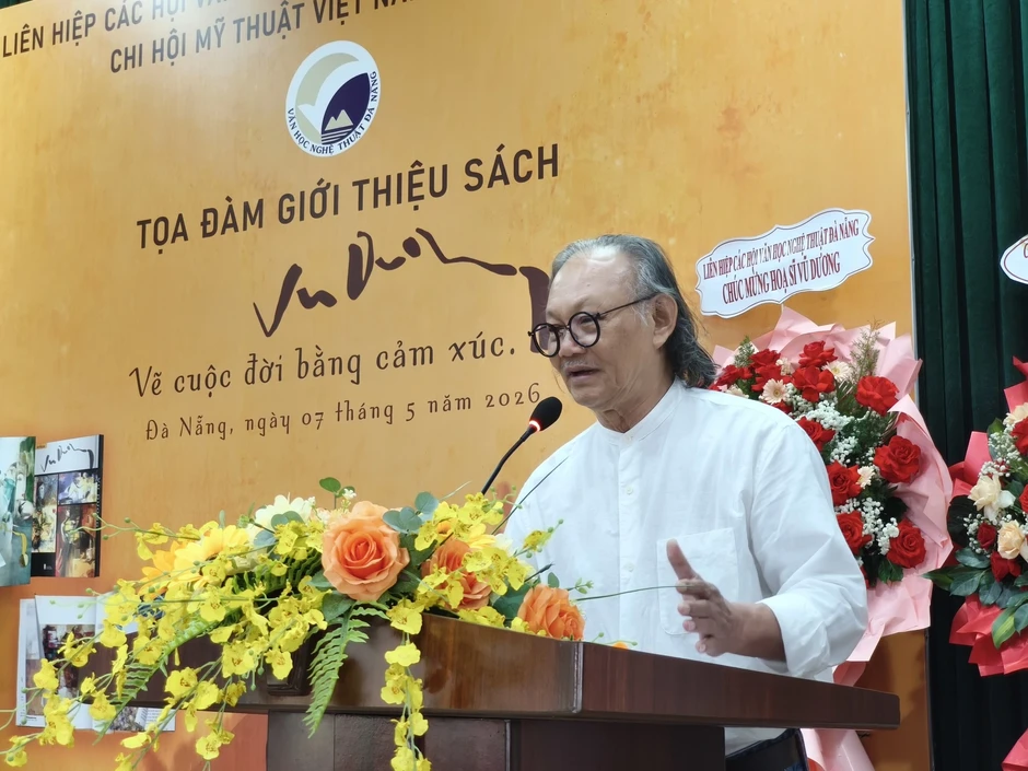'Càng học bài bản càng khó vẽ như họa sĩ Vũ Dương'