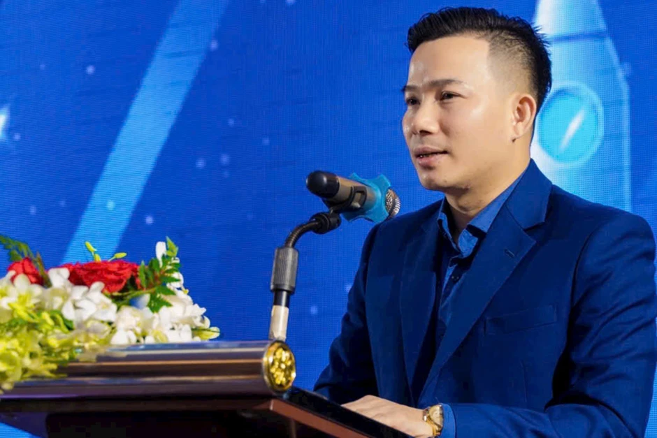 Có gì ở tác phẩm bán được 1,4 triệu bản vừa đoạt Giải thưởng Sách Quốc gia? Có gì ở tác phẩm bán được 1,4 triệu bản vừa đoạt Giải thưởng Sách Quốc gia?