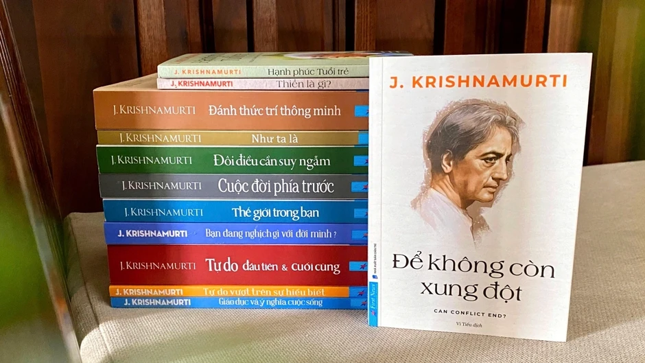 Cuốn sách đặt ra câu hỏi khiến nhiều người suy ngẫm: Hòa bình bắt đầu từ đâu? Cuốn sách đặt ra câu hỏi khiến nhiều người suy ngẫm: Hòa bình bắt đầu từ đâu?