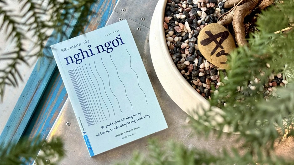 Cuốn sách lý giải vì sao nhiều người không thể nghỉ ngơi dù đã kiệt sức Cuốn sách lý giải vì sao nhiều người không thể nghỉ ngơi dù đã kiệt sức