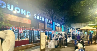 Giữ nghiêm “cánh cổng” xuất bản
