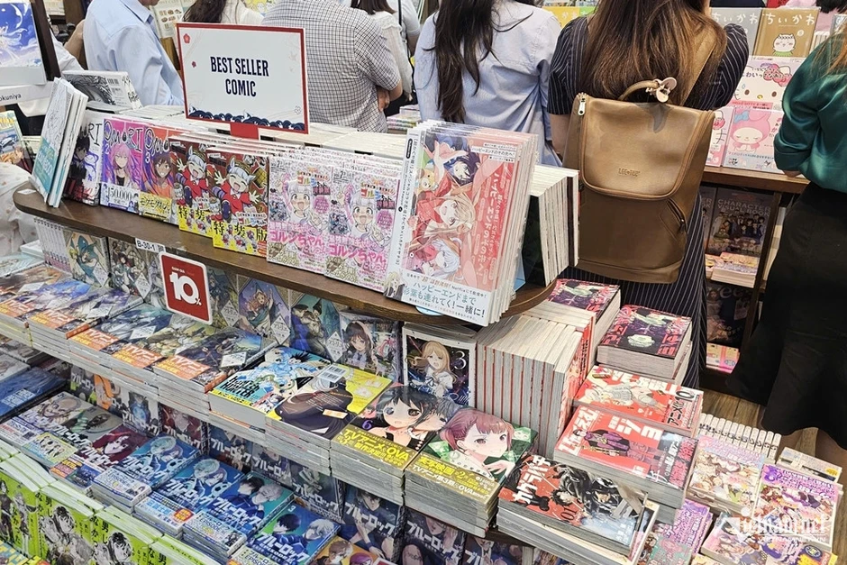 Họa sĩ Nhật nổi tiếng 18 năm vẽ bối cảnh game, anime đến Việt Nam Họa sĩ Nhật nổi tiếng 18 năm vẽ bối cảnh game, anime đến Việt Nam