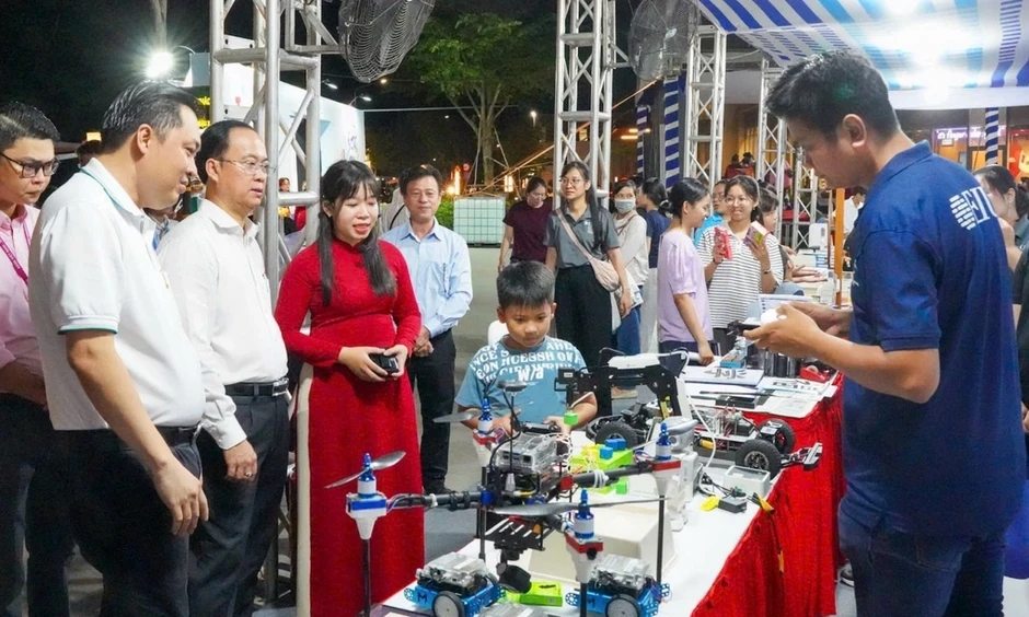 Hội sách thiếu nhi TP HCM đến với khu dân cư