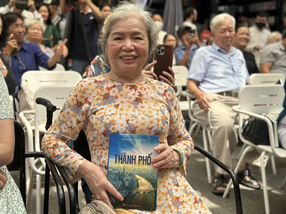 Lịch sử thành phố hào hùng trong tim của một bác sĩ Lịch sử thành phố hào hùng trong tim của một bác sĩ