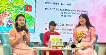 Mẹ và con gái cùng viết sách, truyền cảm hứng sống tích cực đến phụ nữ