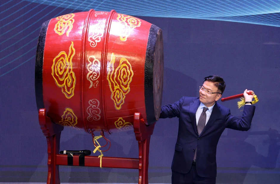 Nhà thơ Hữu Thỉnh, Nguyễn Khoa Điềm gây xúc động tại Ngày thơ Việt Nam Nhà thơ Hữu Thỉnh, Nguyễn Khoa Điềm gây xúc động tại Ngày thơ Việt Nam