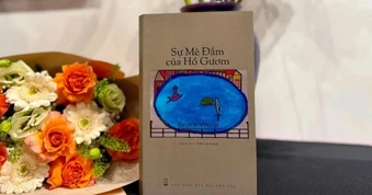 Nhà thơ Mỹ kể về tình yêu với Hà Nội qua tác phẩm "Sự mê đắm của Hồ Gươm"