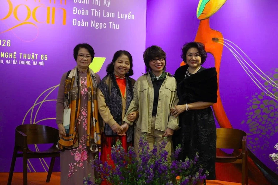 Nhà thơ Nguyễn Quang Thiều nói về sáng tạo của 4 nữ tác giả họ Đoàn Nhà thơ Nguyễn Quang Thiều nói về sáng tạo của 4 nữ tác giả họ Đoàn