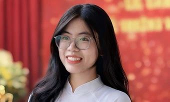 Nữ sinh Gen Z: Đọc sách để 'sống nhiều cuộc đời'
