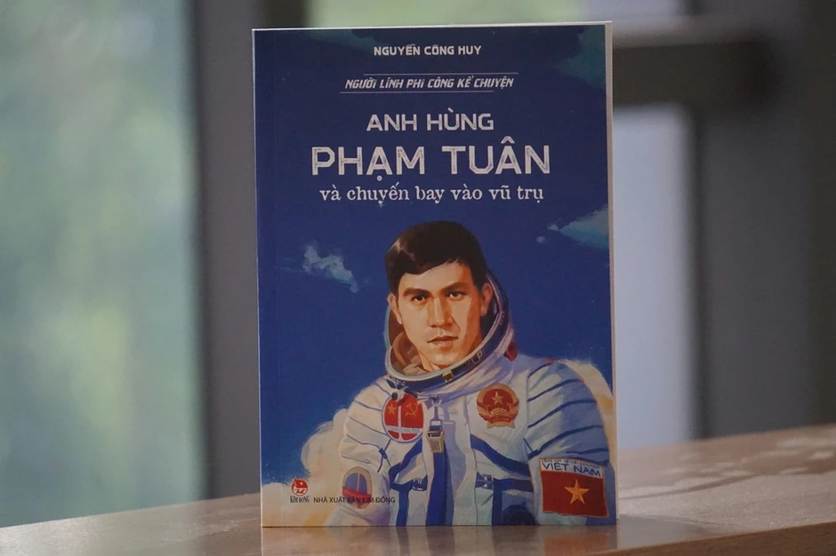 'Phạm Tuân suýt không được chọn bay vào vũ trụ' 'Phạm Tuân suýt không được chọn bay vào vũ trụ'