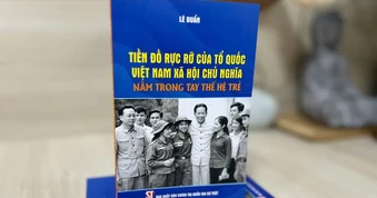 Ra mắt sách khơi dậy khát vọng cống hiến của tuổi trẻ