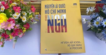 Ra mắt sách kỷ niệm 115 năm ngày Bác Hồ ra đi tìm đường cứu nước
