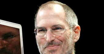 Steve Jobs là ai mà dậy sóng đề thi Ngữ văn THPT 2026