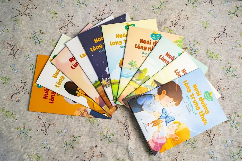 Tặng hơn 22.000 sách đến thư viện, trường học