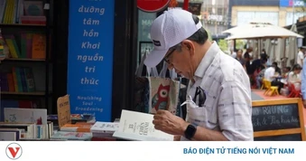 TP.HCM đưa sách đến khu chung cư, bệnh viện hưởng ứng ngày Sách và Văn hoá đọc
