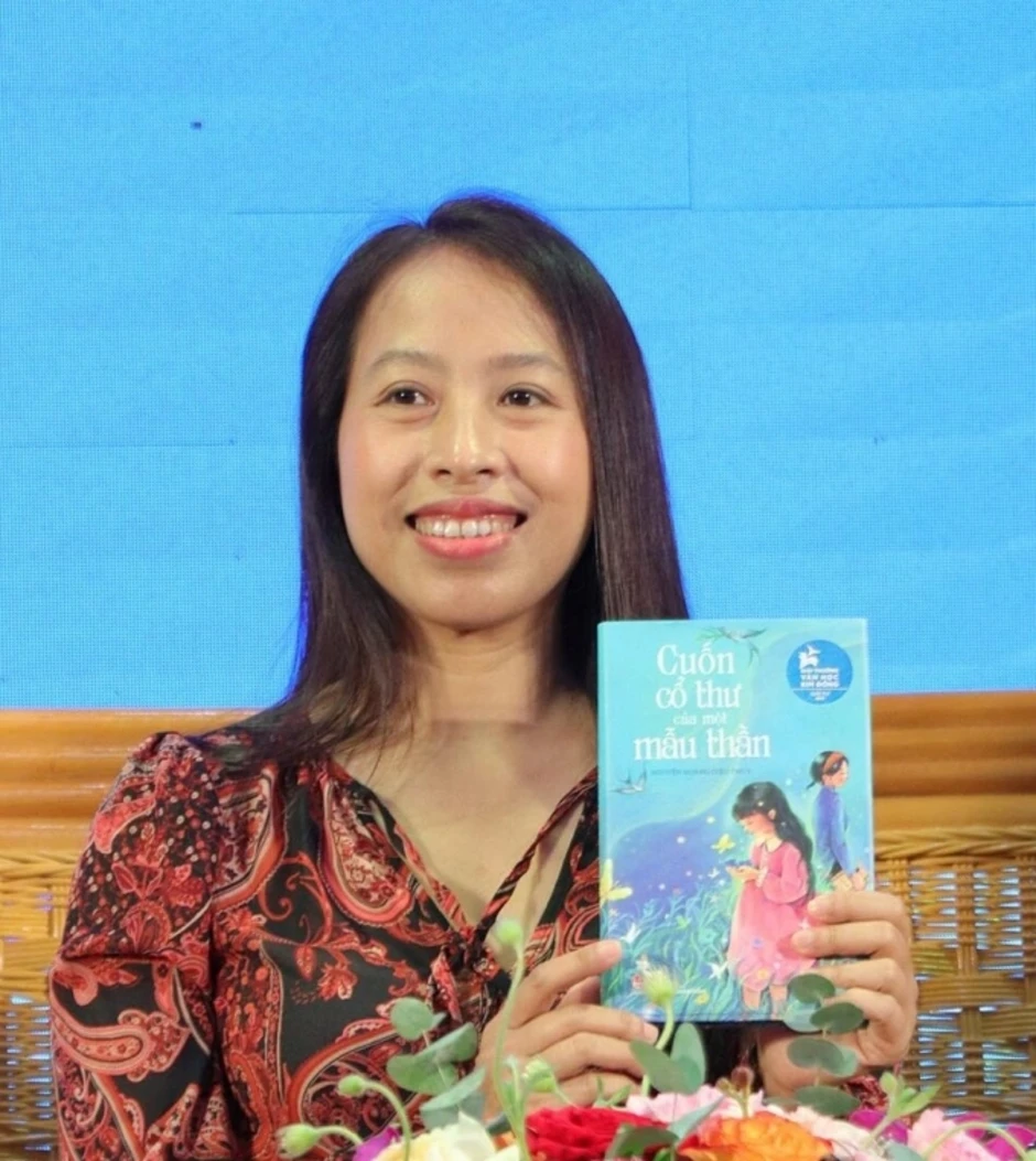 'Trẻ em ngày nay thiếu thời gian đọc sách'