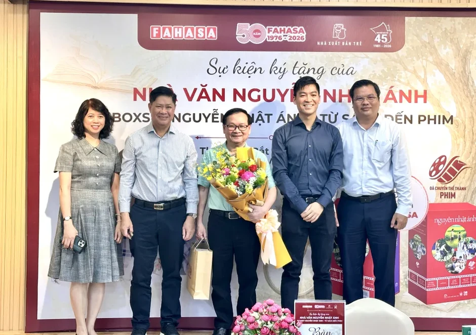 Từ sách đến phim nhân trường hợp của nhà văn Nguyễn Nhật Ánh Từ sách đến phim nhân trường hợp của nhà văn Nguyễn Nhật Ánh