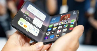 Apple có thể trả Samsung 250 USD cho mỗi chiếc iPhone Duo
