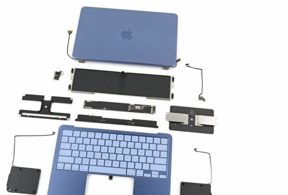 Apple 'dốc toàn lực' vào vật liệu nhôm Apple 'dốc toàn lực' vào vật liệu nhôm