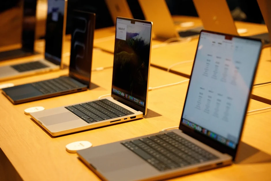 Apple sẽ ra mắt MacBook màn hình cảm ứng đầu tiên trong năm nay Apple sẽ ra mắt MacBook màn hình cảm ứng đầu tiên trong năm nay