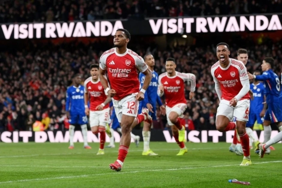 Arsenal thắng Chelsea nhờ cú đúp phạt góc - Báo TinVina