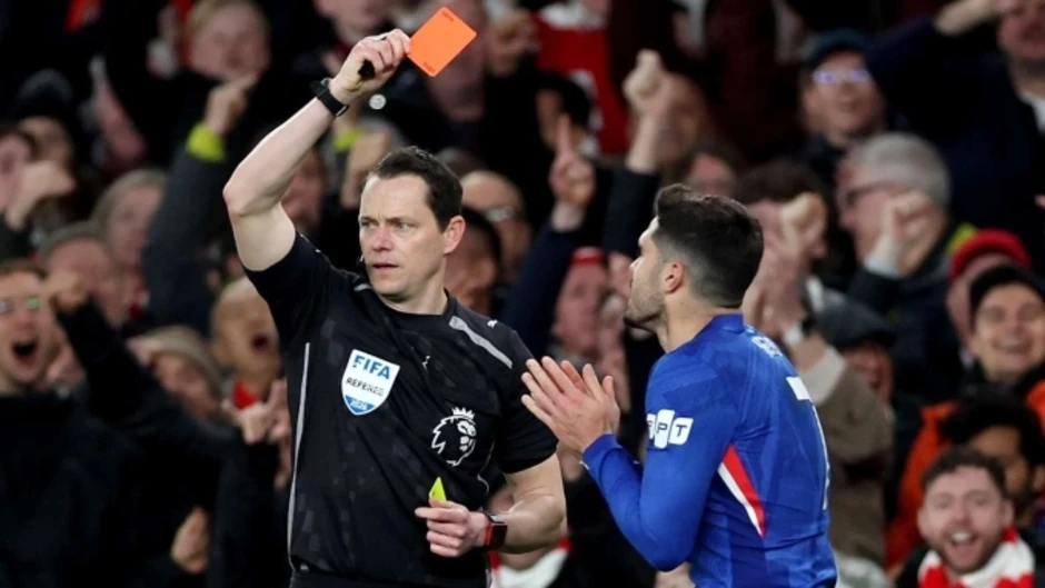 Arsenal thắng Chelsea nhờ cú đúp phạt góc - Báo TinVina