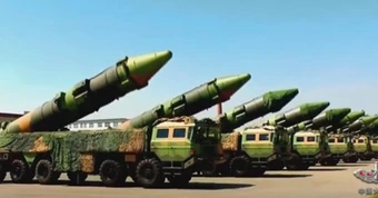 Bất ngờ lộ diện ở Yemen, tên lửa đạn đạo DF-15 Trung Quốc đáng sợ thế nào?