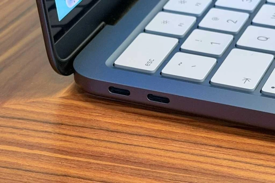 Bí mật khả năng sạc của MacBook Neo và lý do Apple giữ kín tính năng này Bí mật khả năng sạc của MacBook Neo và lý do Apple giữ kín tính năng này