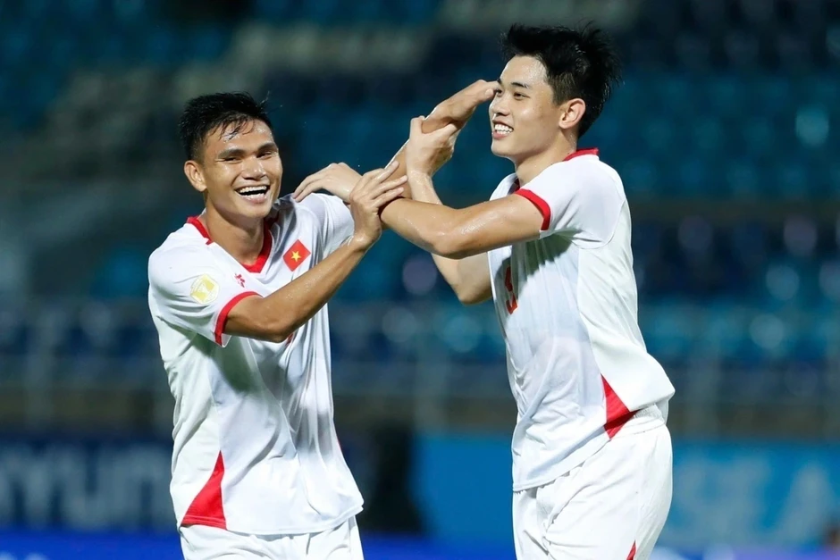 Cách xem Việt Nam thi đấu tại AFF Cup 2026 trên smartphone và máy tính
