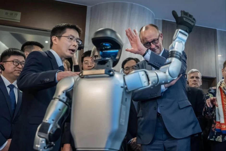 Châu Âu thất thế trước Trung Quốc trong cuộc đua robot hình người Châu Âu thất thế trước Trung Quốc trong cuộc đua robot hình người