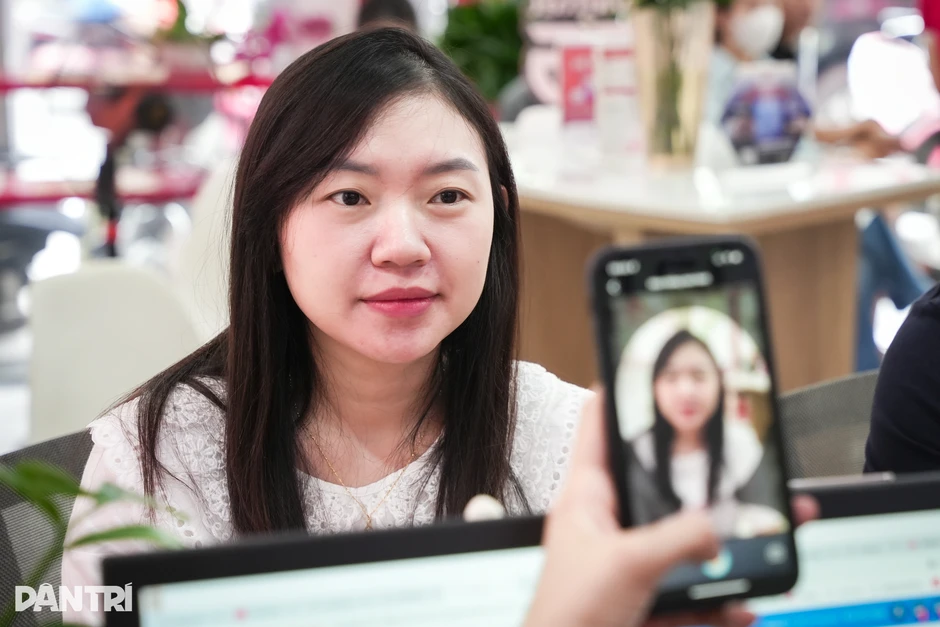 Chuẩn hóa thuê bao hạ nhiệt, không còn cảnh chen chúc xếp hàng Chuẩn hóa thuê bao hạ nhiệt, không còn cảnh chen chúc xếp hàng