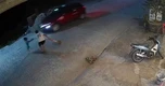 Clip “người đàn ông phản ứng nhanh cứu em bé khỏi tai nạn” nổi bật tuần qua