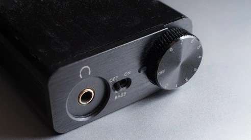 DAC là gì và liệu có thực sự cải thiện chất lượng âm thanh? DAC là gì và liệu có thực sự cải thiện chất lượng âm thanh?