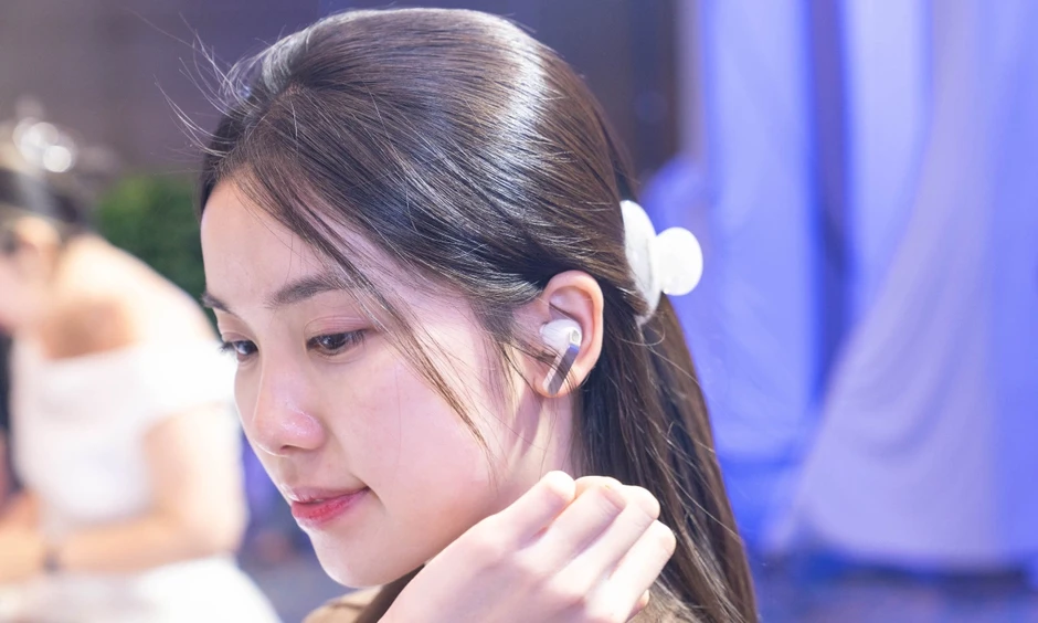 Galaxy Buds 4 ra mắt với thiết kế mới, nhiều t&iacute;nh năng AI
